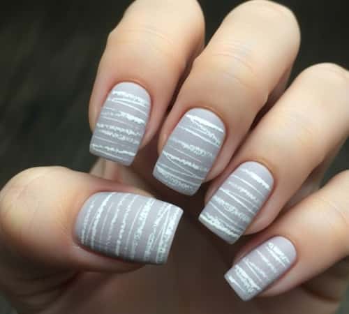 14. 'Drifting Snow' Horizontal Brush Strokes