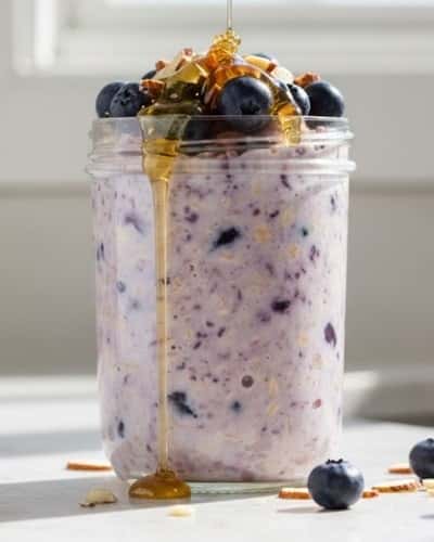 3. Blueberry Almond Crunch Oats